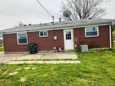 Main picture of 37 Twinbrook Ct