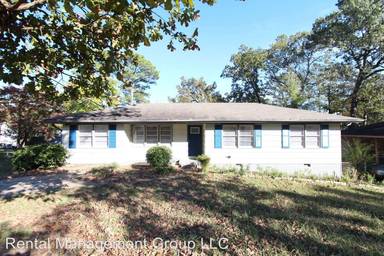 Main picture of 701 Oakland Dr