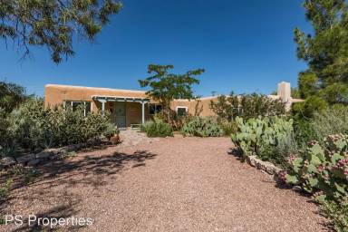 Main picture of 1725 Richmond Dr NE