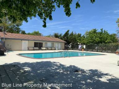 Main picture of 2208 Peppertree Way