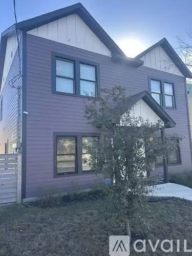 Main picture of 1822 Martin Luther King Dr