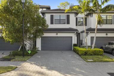 Main picture of 7392 Rockefeller Dr
