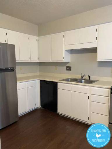 Main picture of Charles Square