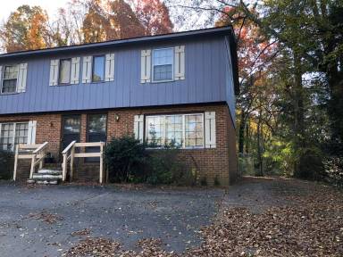 Main picture of 2400 New Hope Church Rd