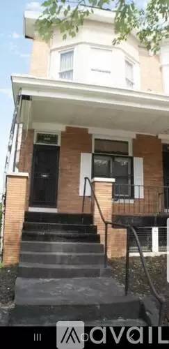 Main picture of 1649 Poplar Grove St