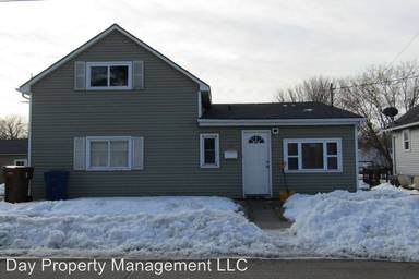 Main picture of 115 Madison St