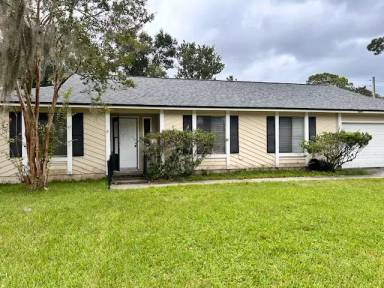 Main picture of 4294 Tanglewilde Dr S