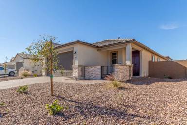 Main picture of 2542 S 179th Dr