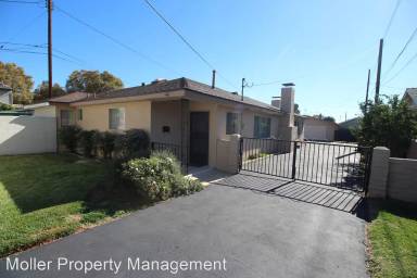 Main picture of 9720 Broadway