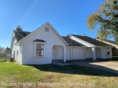 Main picture of 1401 W Madison St