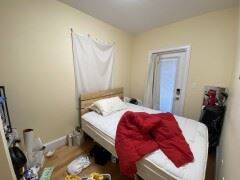 Main picture of 183 River St
