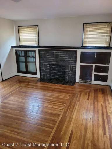 Main picture of 471 Mecklem Ave
