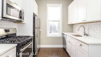 Main picture of 2143 W Thomas St