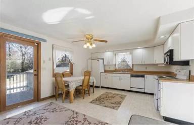 Main picture of 5 Redwood St