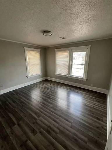 Main picture of 3420 Clifton St