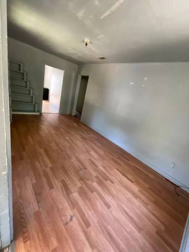 Main picture of 2825 Desoto St