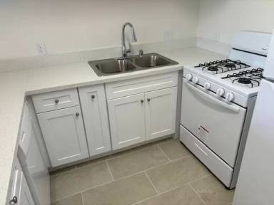 Main picture of 2449 S Barrington Ave