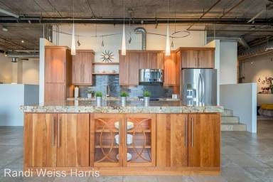 Main picture of Orchid House at the Brickyard