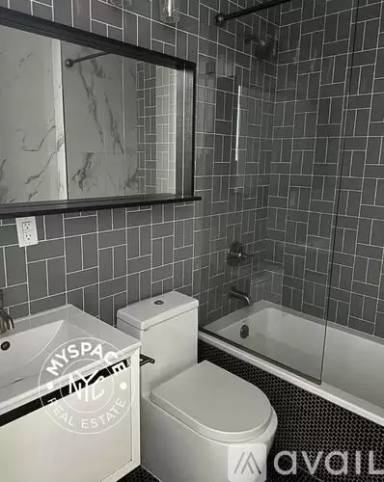 Main picture of 34 15 9 St