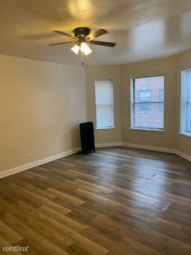 Main picture of 7600 S Essex Ave
