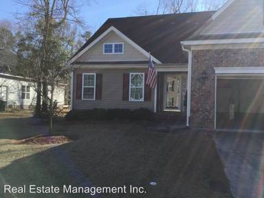 Main picture of 203 Sellhorn Blvd