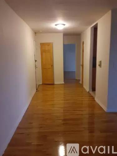 Main picture of 345 Bronx River Rd