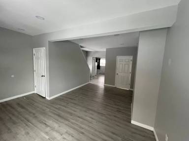 Main picture of 344 Pear St