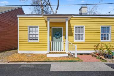 Main picture of 554 E Macon St