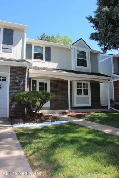 Main picture of 6351 E Geddes Ave