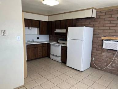 Main picture of 1222 W Date St