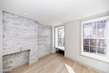 Main picture of 9 E 7th St