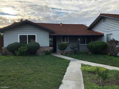 Main picture of 2991 Almaden Rd