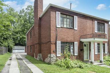 Main picture of 2614 Kenwood Blvd