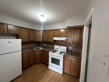 Main picture of 7822-24 S South Shore Dr Apartments