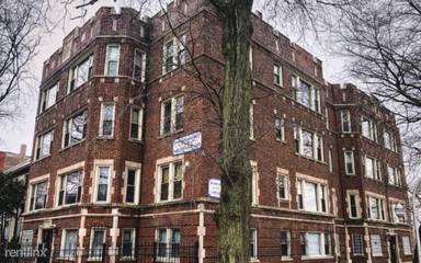 Main picture of 1463 E 68th St