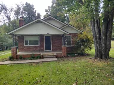 Main picture of 1706 Concord St