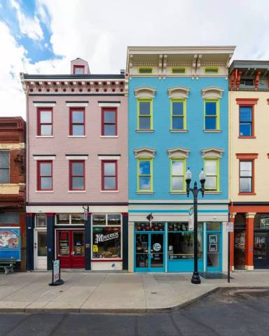 Main picture of 131 W Elder St