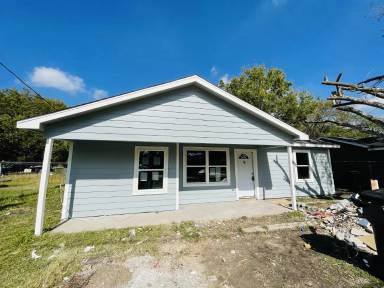 Main picture of 7641 Teesdale Dr