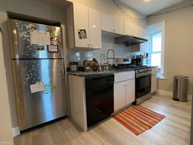 Main picture of 33 Long Ave