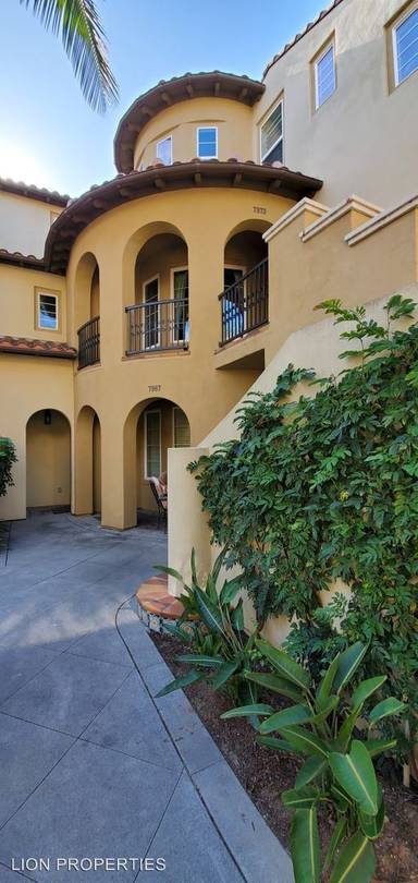 Main picture of 7973 Ubeda Cir