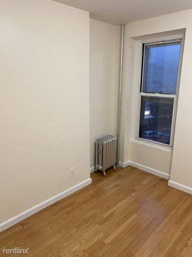 Main picture of 17 Greenwich Ave