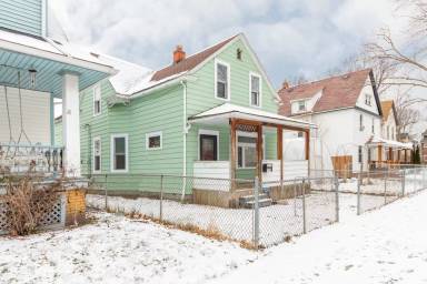 Main picture of 3794 W 38th St