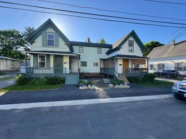 Main picture of 74 Seavey St