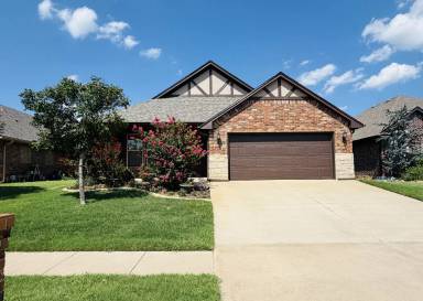 Main picture of 18224 Bridlington Dr
