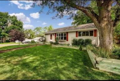 Main picture of 4455 E Harvard Ave