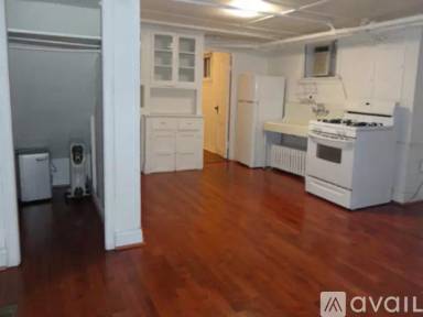 Main picture of 806 Maplewood Ave