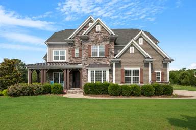 Main picture of 110 Keeneland Ct