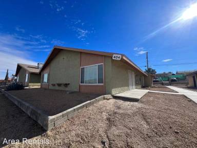 Main picture of 404 E Williams St