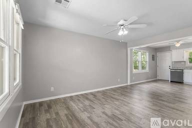 Main picture of 3925 Springfield St