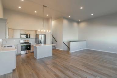 Main picture of 3633 33rd St S